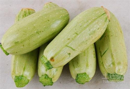 怎么吃瓜生,揭秘如何轻松吃瓜，畅享夏日清凉