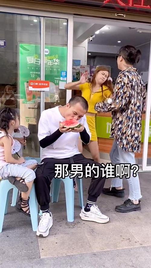 吃瓜韩国情侣,韩国情侣的甜蜜日常揭秘