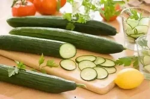 吃瓜嘴涩,揭秘娱乐圈背后的酸甜苦辣